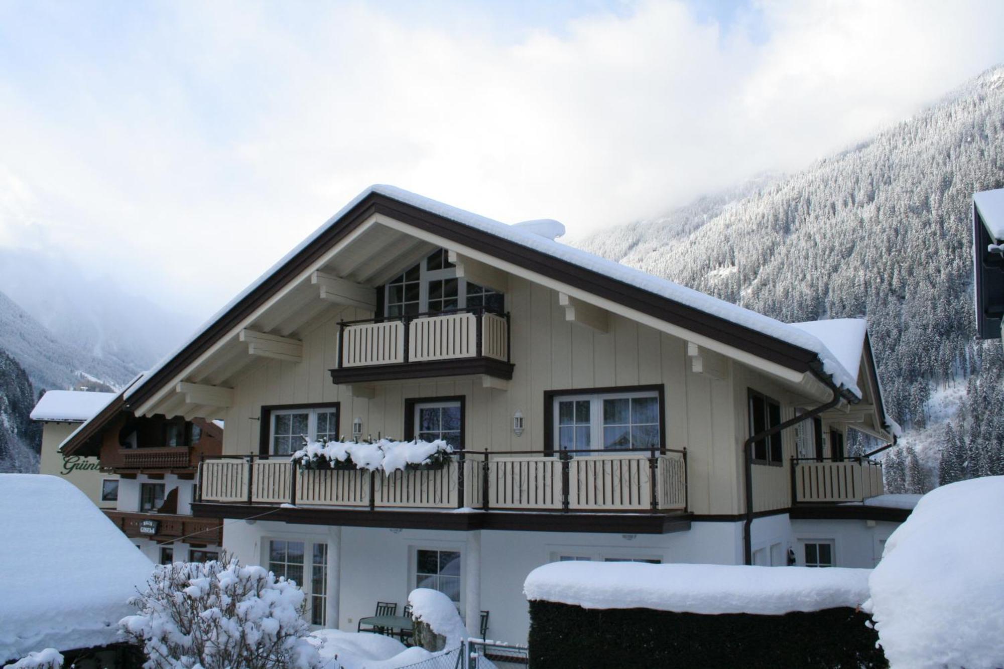Domizil Zillertal Apartment Mayrhofen Bagian luar foto