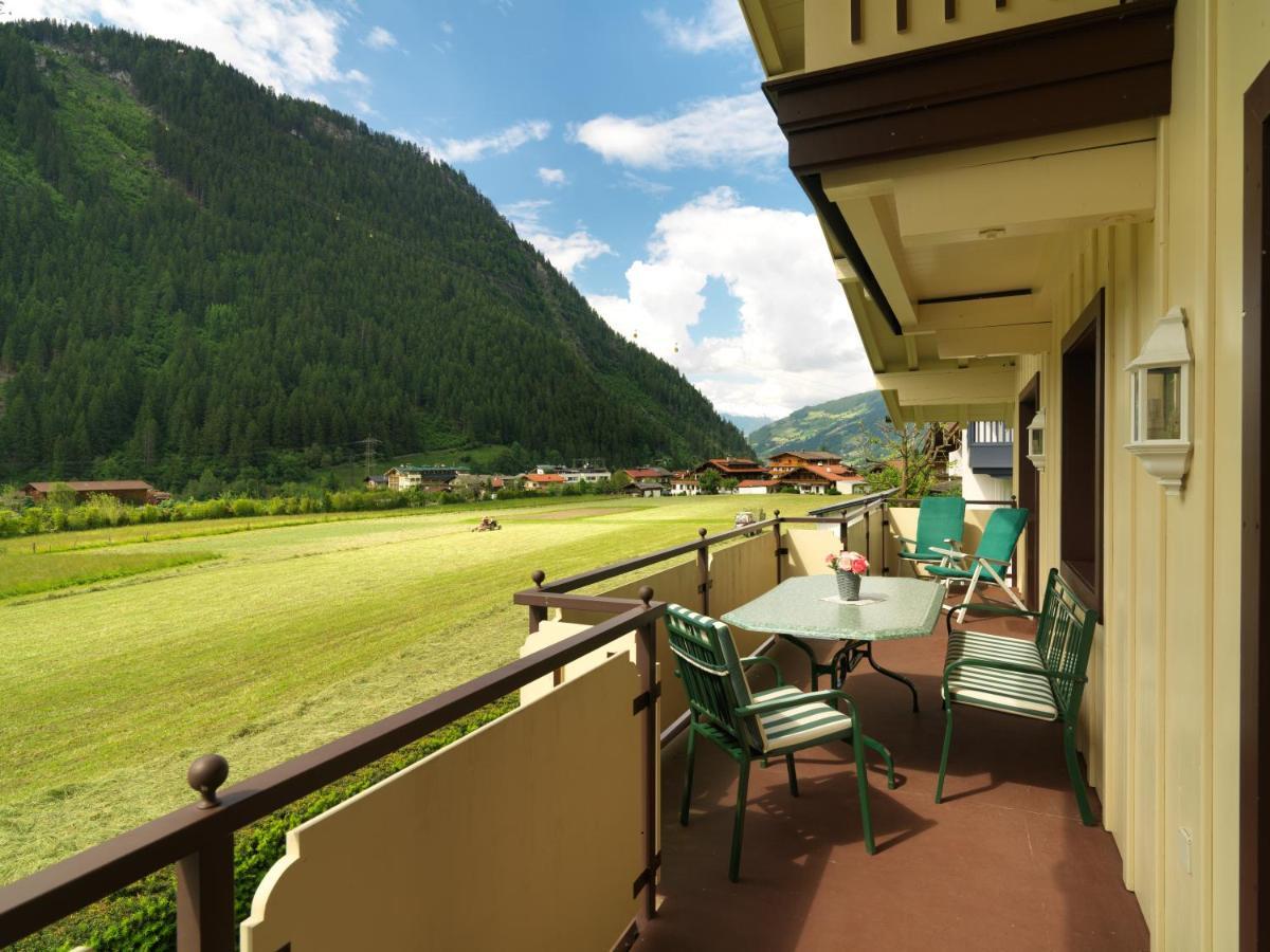 Domizil Zillertal Apartment Mayrhofen Ruang foto
